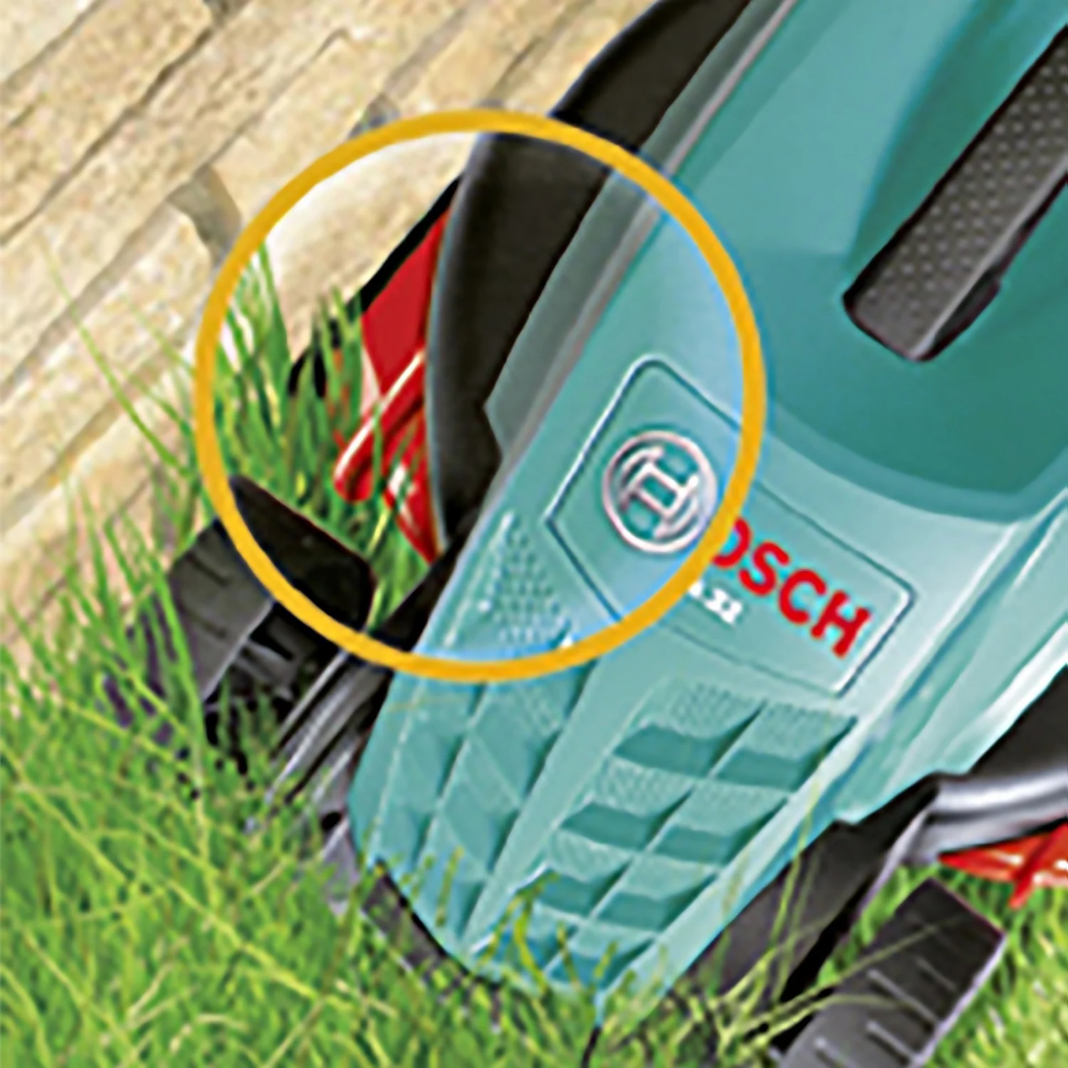 Bosch 1200W Rotak 32-12 Electric Lawn Mower - 32cm - Image 3