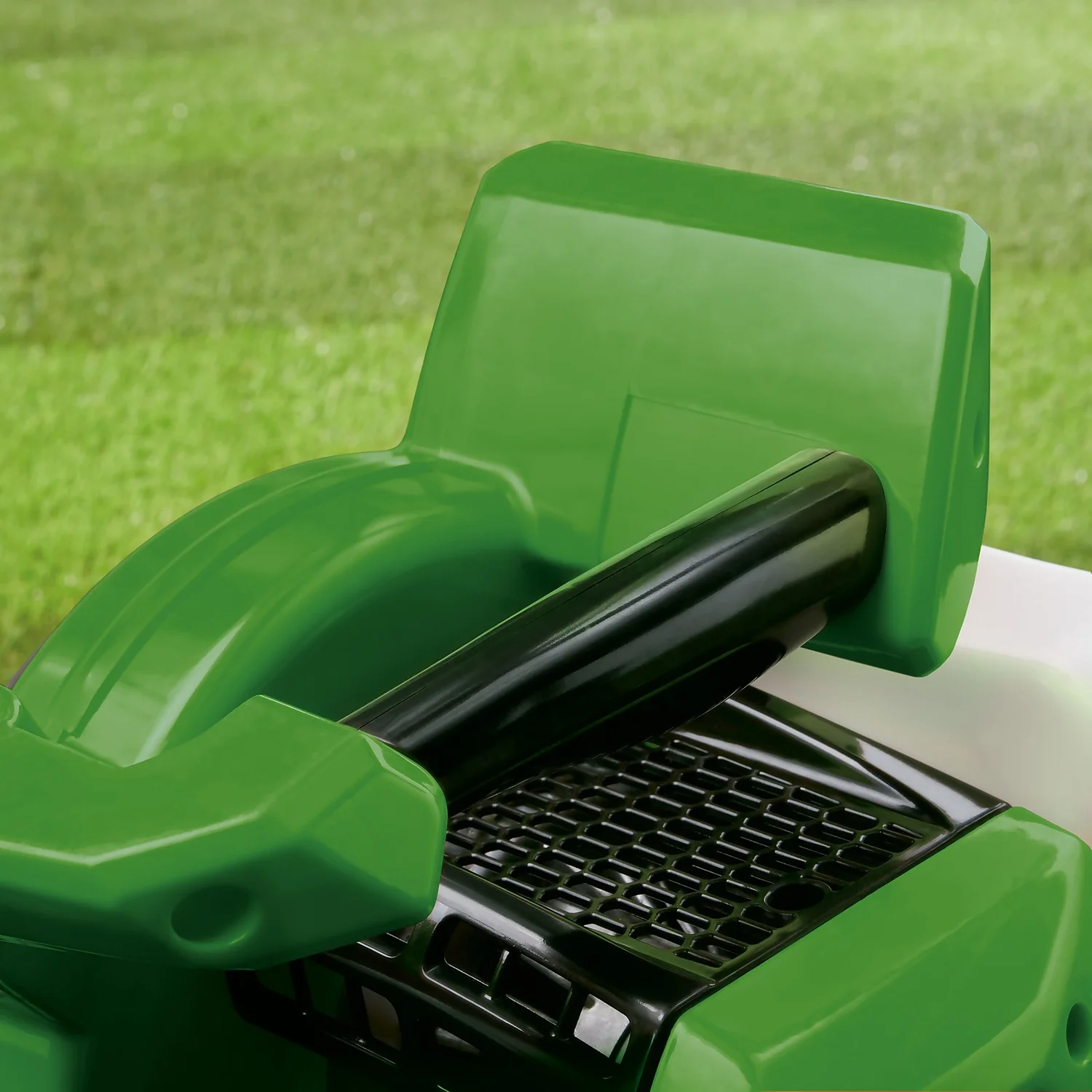 Powerbase Petrol Garden Leaf Blower - 27.2cc - Image 4