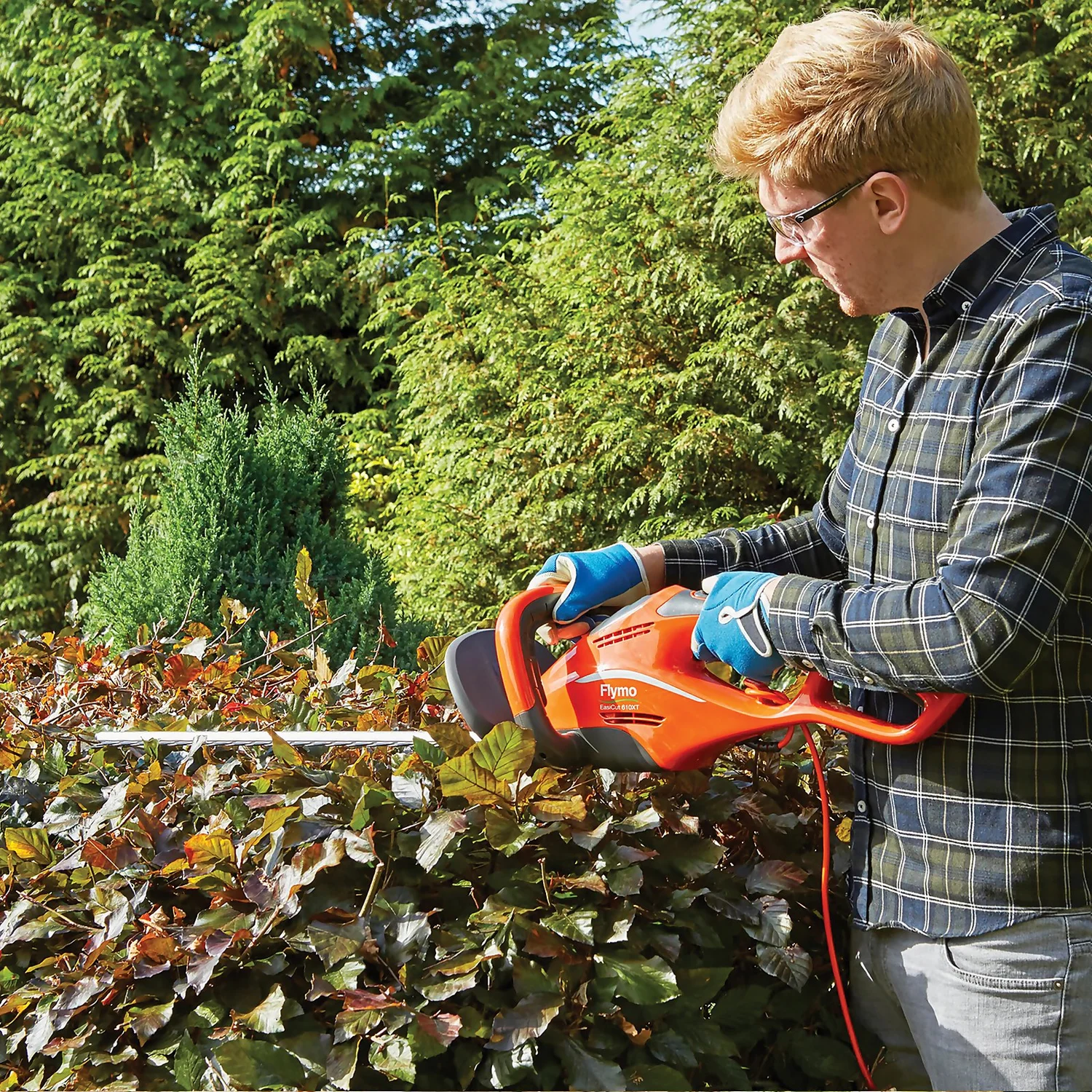 Flymo EasiCut 610XT Hedge Trimmer - Image 5