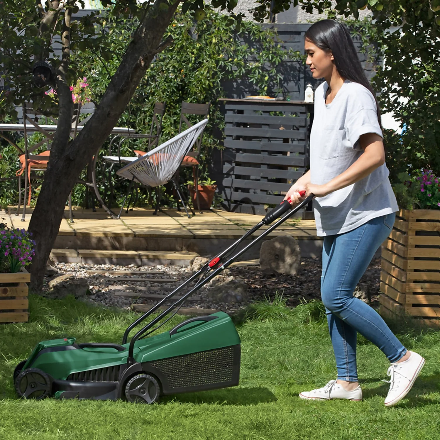 Bosch 18V EasyMower Cordless Lawn Mower - 32cm - Image 5