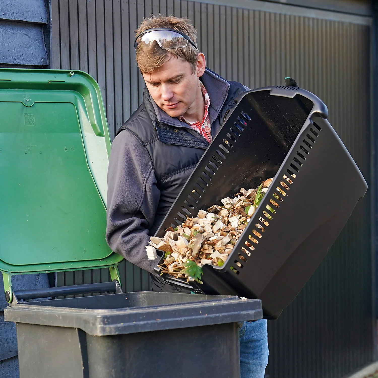 Bosch AXT 25 TC Garden Shredder - Image 7